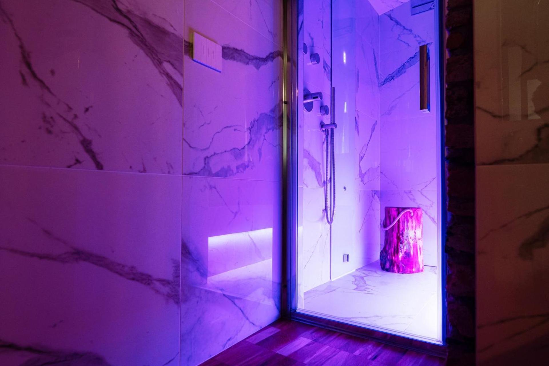 Aurum - Como Luxury Suites Pokoj fotografie